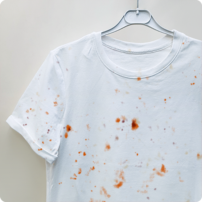 Zanglagan, jigarrang, qizil, to'q sariq, sariq dog'lar