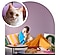 Một cô gái trẻ đang ôm một con mèo khi cô ấy đang thư giãn trên ghế couch. Cận cảnh mặt con mèo ở phía trên cùng bên trái