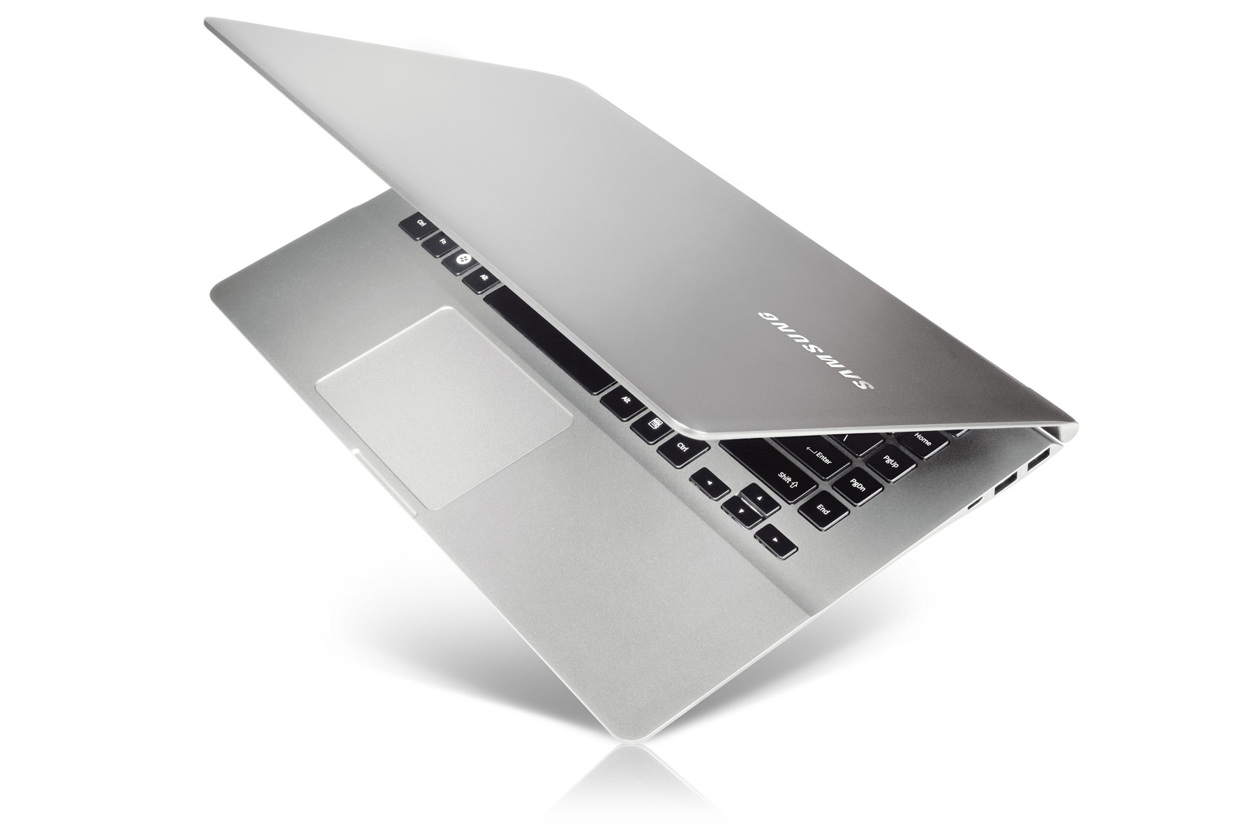 NP900X4D 26 Dynamic Silver
