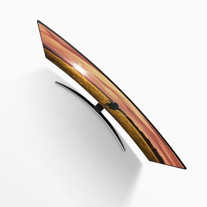 Elegantně zakřivený televizor