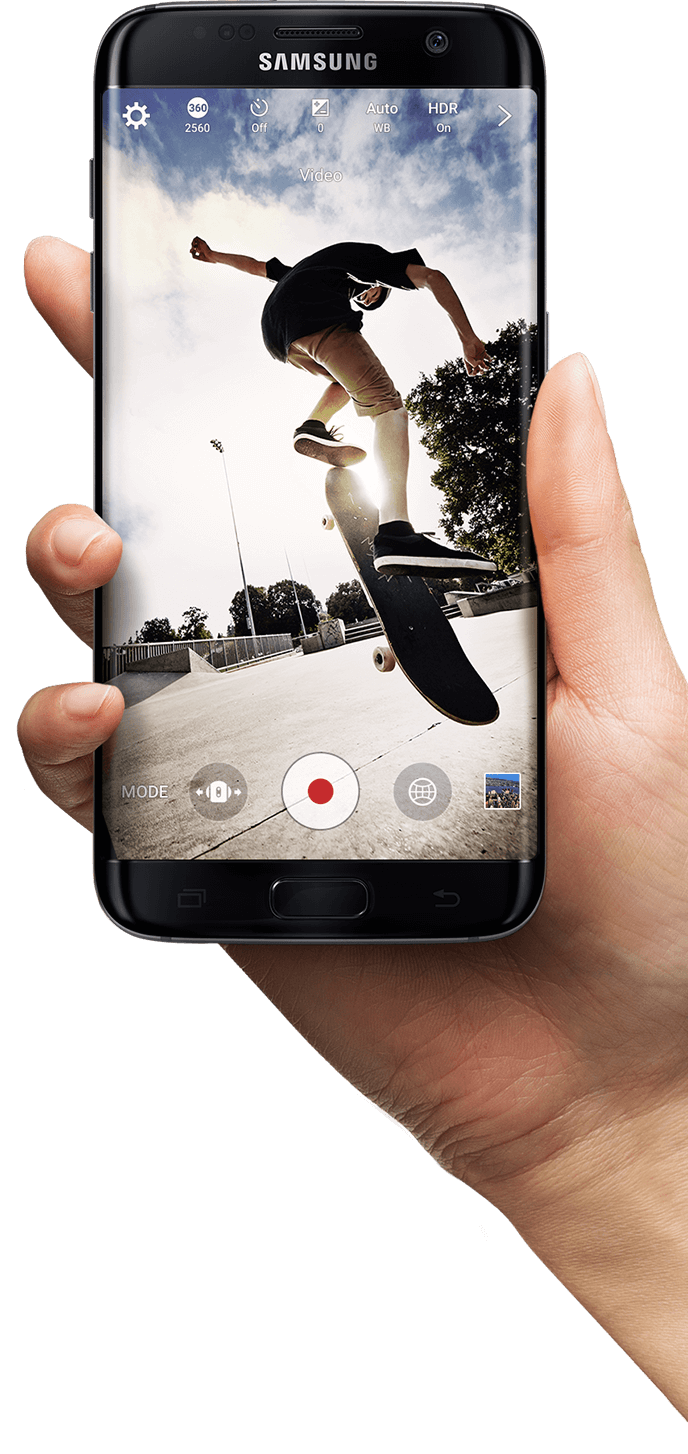 Image of skateboarder on Galaxy S7 edge screen