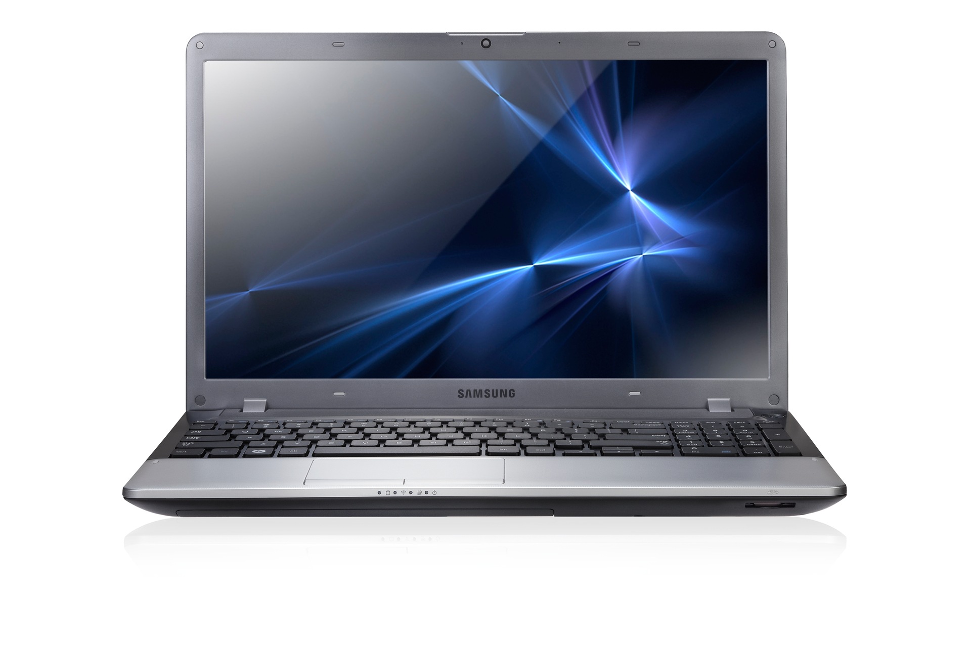 NP350V5C 1 Front-open