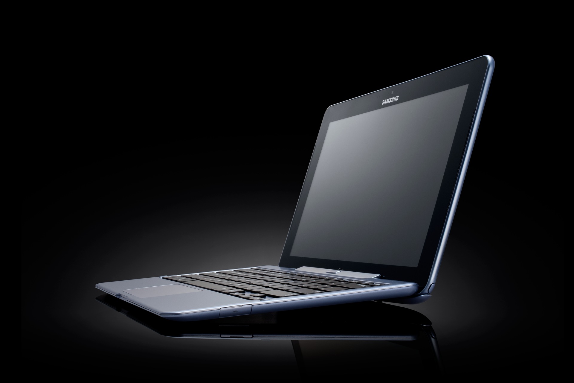 XE500T1C 94 Glamorous blue