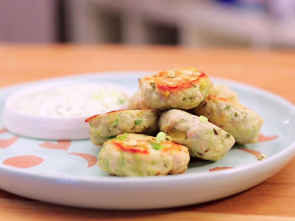 Avocado and chicken kebabs