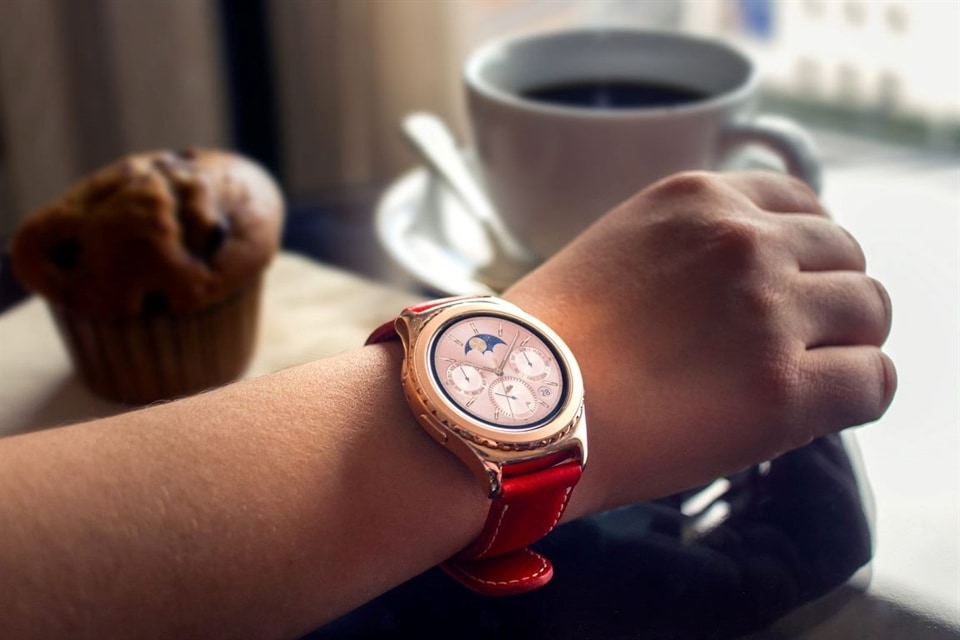 Elevate your style with a smartwatch
