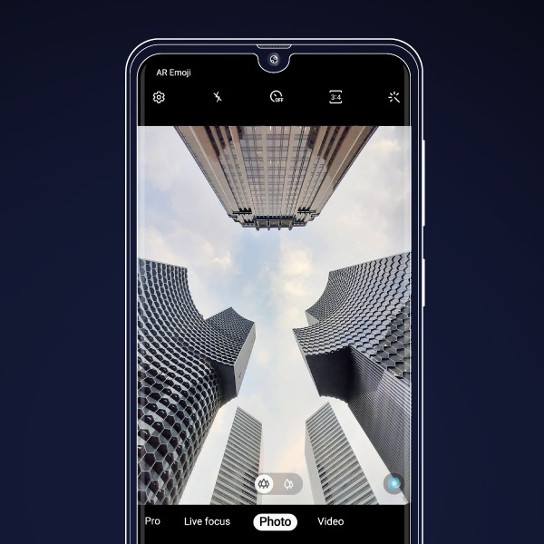 اكتشف كيف يمكن توسيع اللقطة مع الجيل الجديد من Galaxy A30.