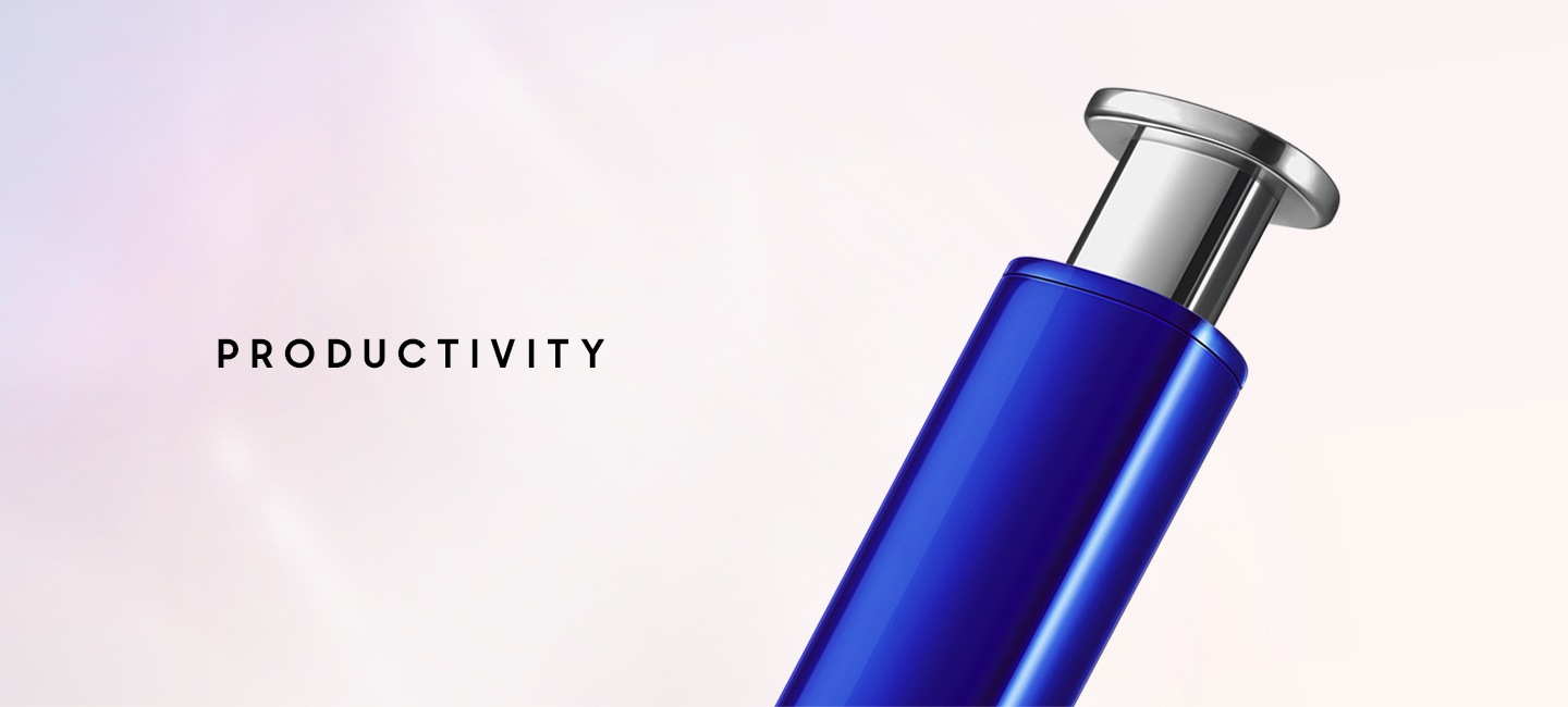 Imagem aproximada da parte superior da S Pen azul, mostrando o topo da tampa prateado com texto que diz PRODUTIVIDADE.