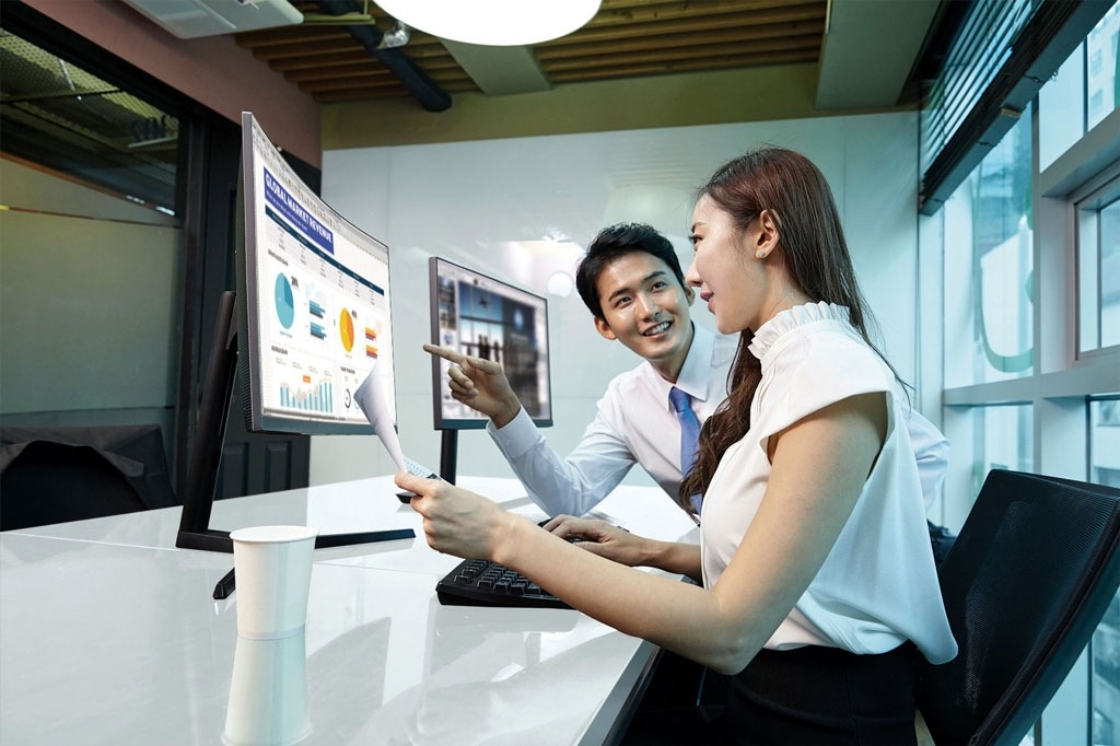 monitor monitor