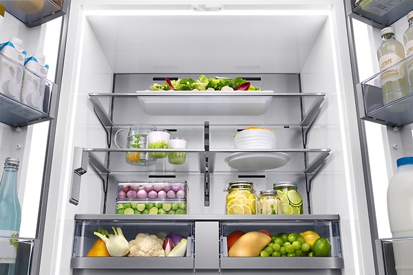 Prepare the Refrigerator for Travel