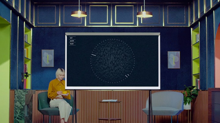 Der Serif TV (2019): Fügt sich in jeden Raum ein