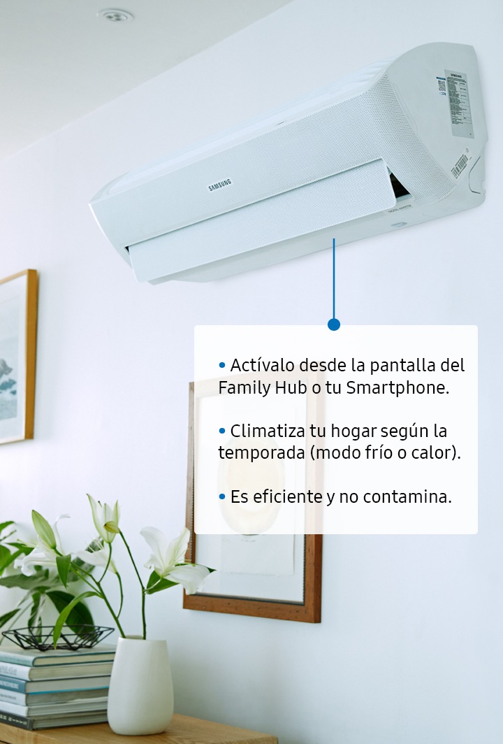 AC Wind Free En una pared se ve un aire acondicionado funcionando