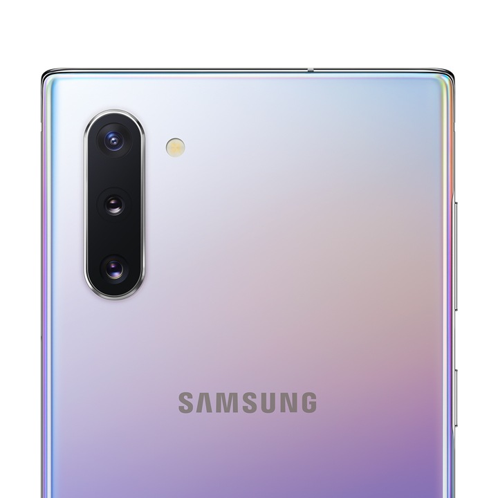 Imagen 1 relacionada a las cámaras del Galaxy Note10 Imagen trasera del Galaxy Note10 mostrando sus cámaras y sensores