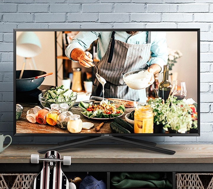 Full HD TVs