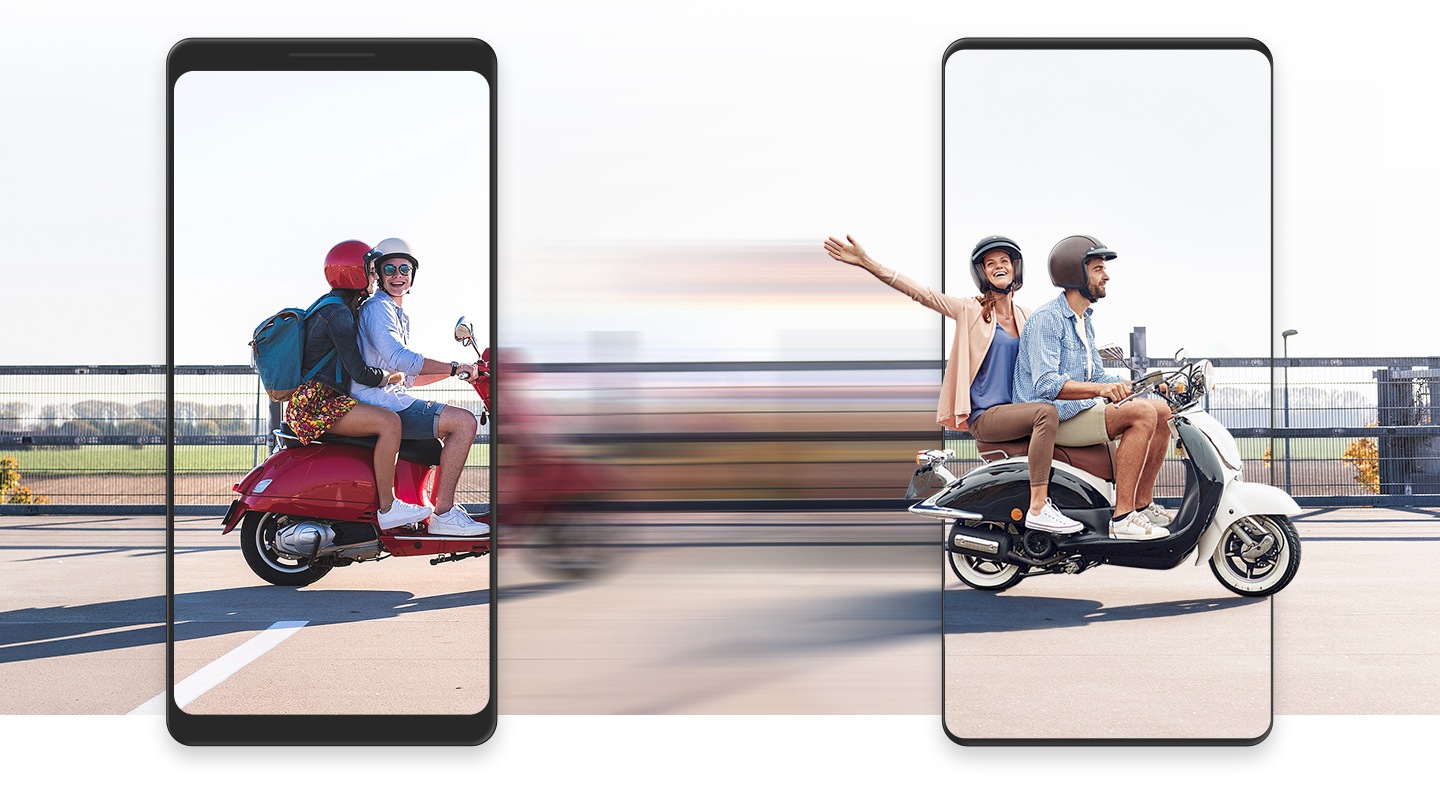 Data se přenáší ze starého zařízení na nový telefon Galaxy rychle a snadno. Je to znázorněno dvojicí skútrů přibližujících se zleva doprava, z nichž jeden je lemován simulovaným rámečkem starého zařízení a druhý tvarem nového telefonu Galaxy. Mezi oběma vozidly je rozmazaný efekt pohybu, což naznačuje rychlost.