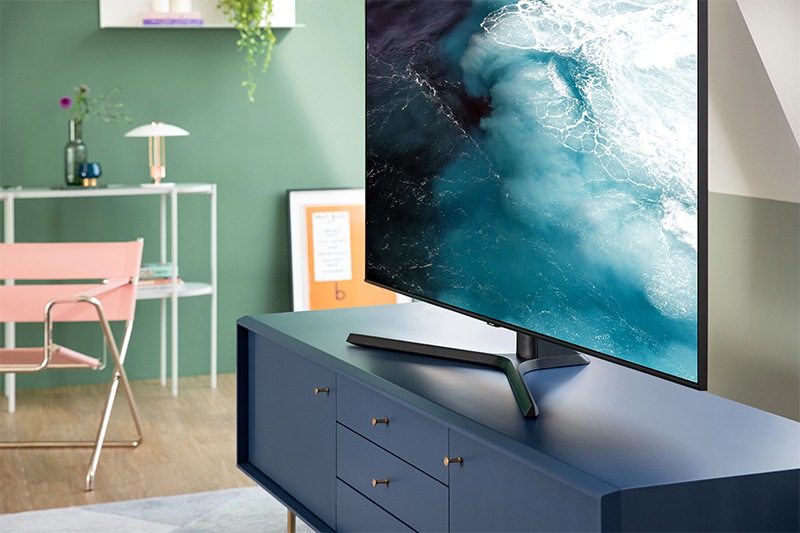 Crystal UHD Crystal UHD