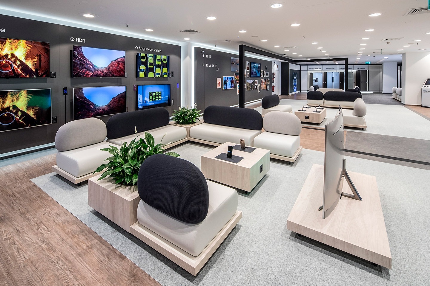 qué es la samsung store callao