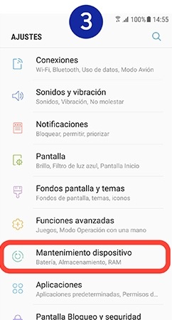 Nos desplazamos hasta Mantenimiento dispositivo y accedemos con un toque
