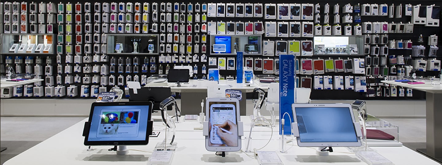 Intérieur de la Boutique Samsung Experience Store à Vélizy. Intérieur de la Boutique Samsung Experience Store à Vélizy.