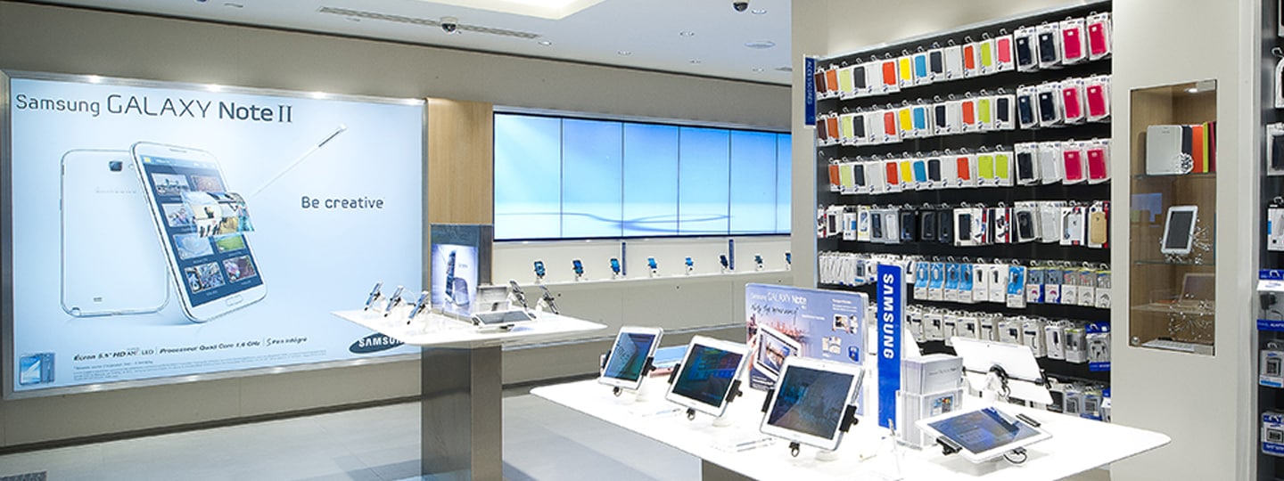 Samsung Experience Store - 5 boulevard Malesherbes à Paris. Samsung Experience Store - 5 boulevard Malesherbes à Paris.