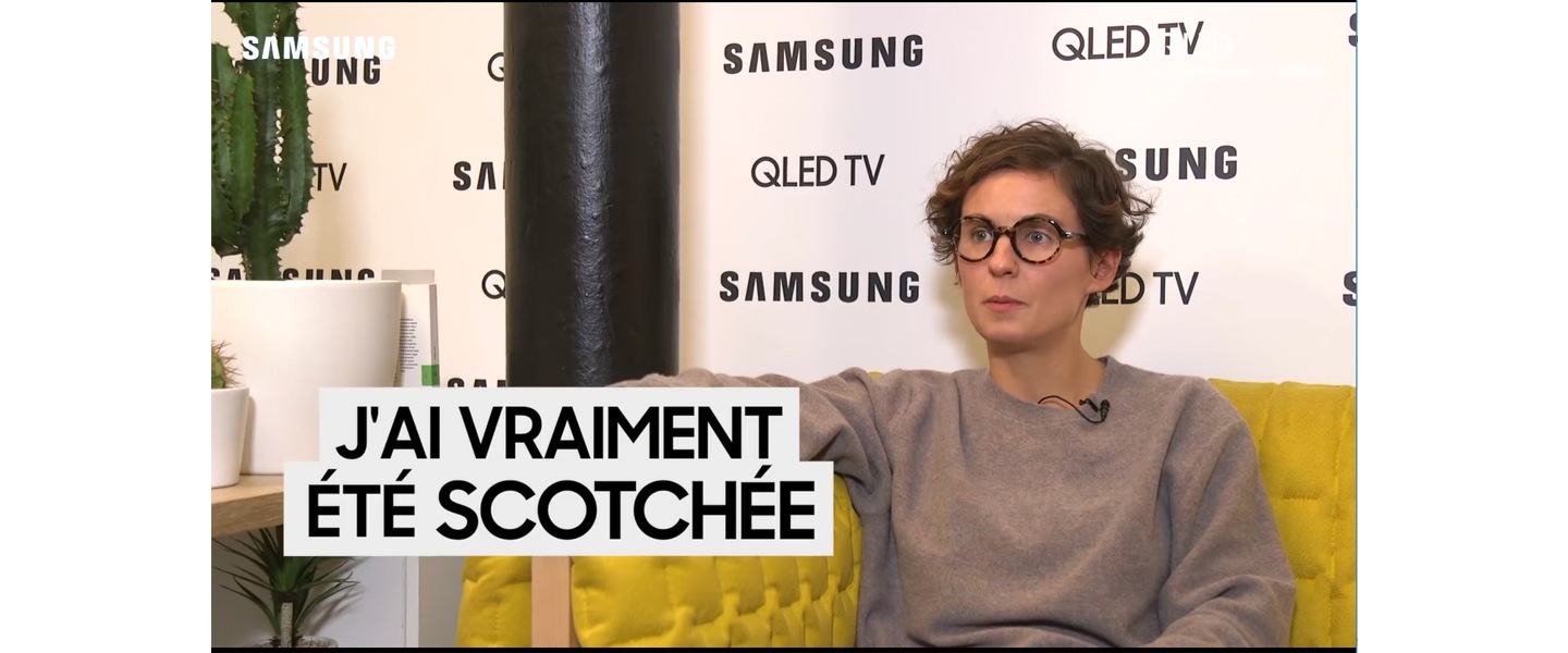 Camille du Journal du Design nous parle de son expérience QLED TV Camille du Journal du Design nous parle de son expérience QLED TV