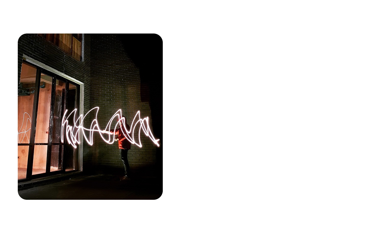 Εικόνα με Neon με ίχνη φωτός.