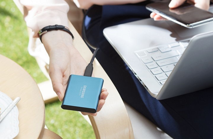 Hordozható T5 SSD Hordozható T5 SSD