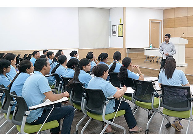 A photo from the HERfinance Training.