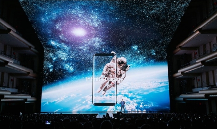 A spectacular ceiling screen and immersive show effects transform the event stage A spectacular ceiling screen and immersive show effects transform the event stage