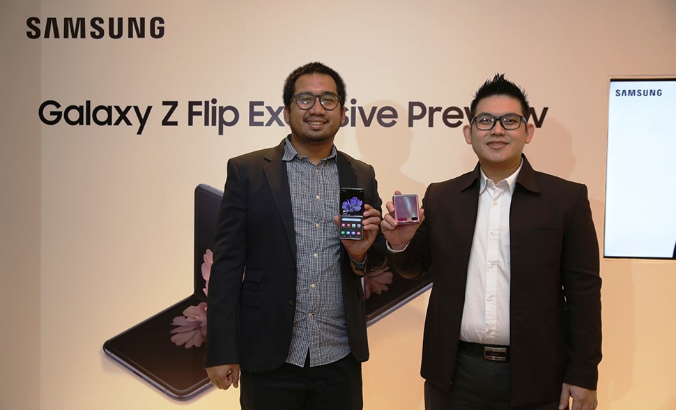 Verry Octavianus dan Taufik Furqan, Product Marketing Samsung Mobile PT SEIN