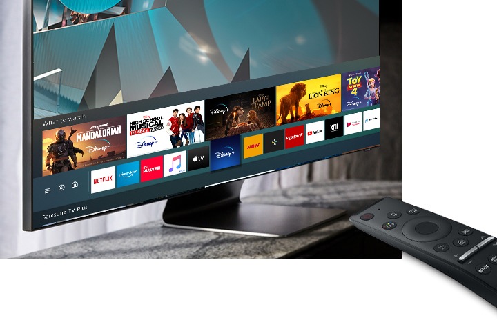 Controlling a Samsung QLED 2020 TV with Samsung One Remote Control, using Samsung Smart Hub functionality on the Smart TV.