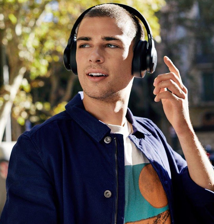 Galaxy Note8 Over Ear Headphones