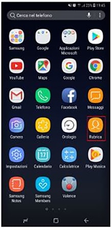 Seleziona "Rubrica" nella pagina iniziale