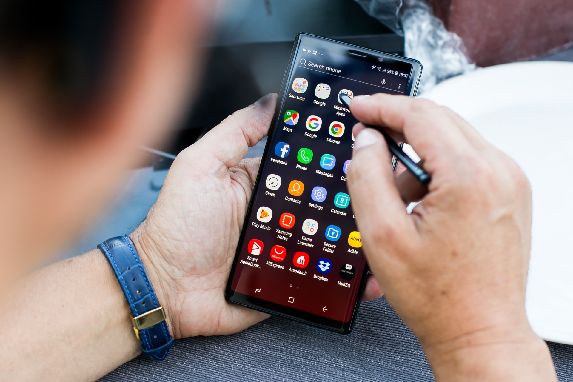 Išmaniųjų telefonų darbui evoliucija: dideli ekranai, pieštukas ir kompiuterio funkcijos Išmaniųjų telefonų darbui evoliucija: dideli ekranai, pieštukas ir kompiuterio funkcijos
