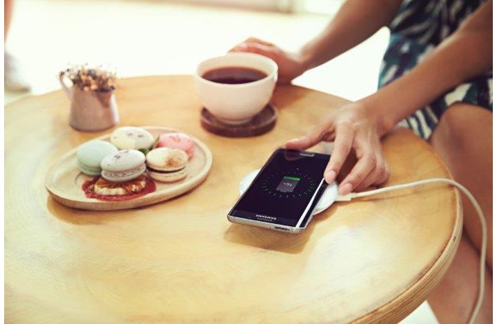 Nuo šiol „Samsung Galaxy S6 edge+“ galės įsigyti ir lietuviai