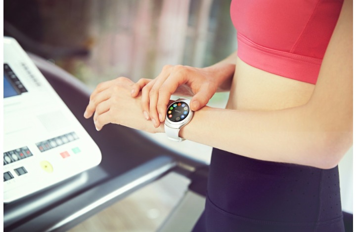 Ilgai lauktas „Samsung Gear S2“ pagaliau gali puošti ir lietuvių riešus