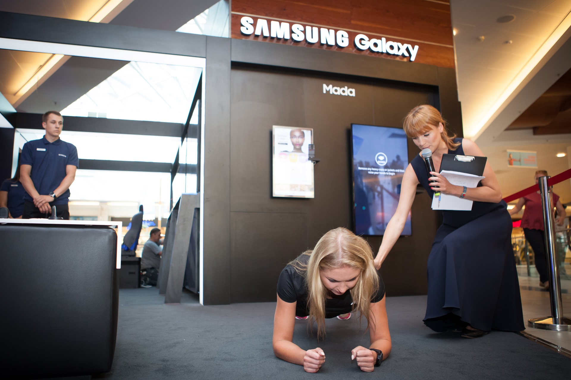 Vilniuje atidaryta nauja Samsung parduotuvė Vilniuje atidaryta nauja Samsung parduotuvė