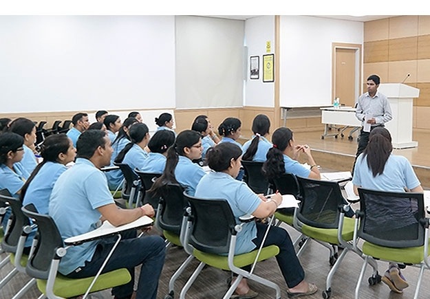 A photo from the HERfinance Training.