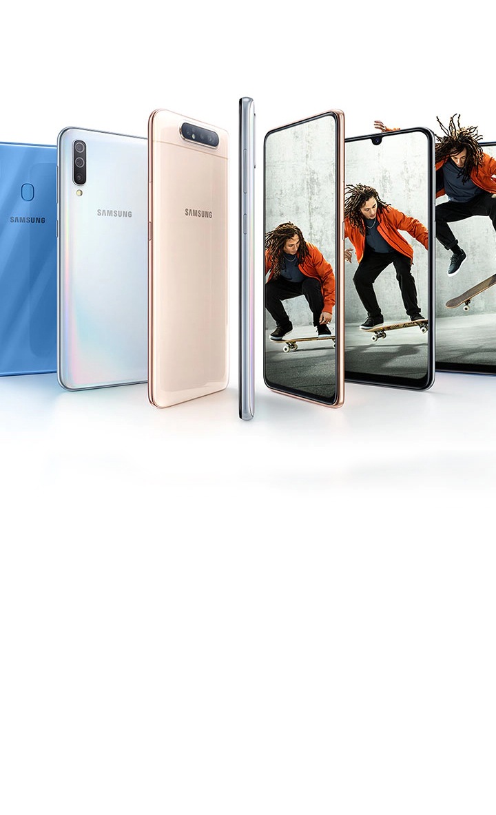 Gamme Galaxy A disposée en éventail et laissant apparaître un skateur qui dépasse les limites de l’écran.