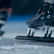 Shorttrack: innoveert de schaatssport net zo snel als de ijzers die over het ijs denderen?
