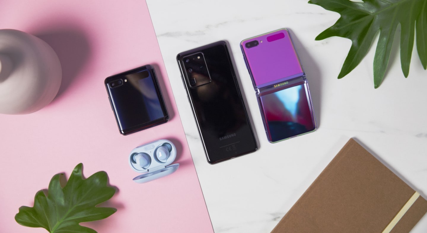 The Buds+, the Galaxy S20 and the Galaxy Z Flip on a marble table.