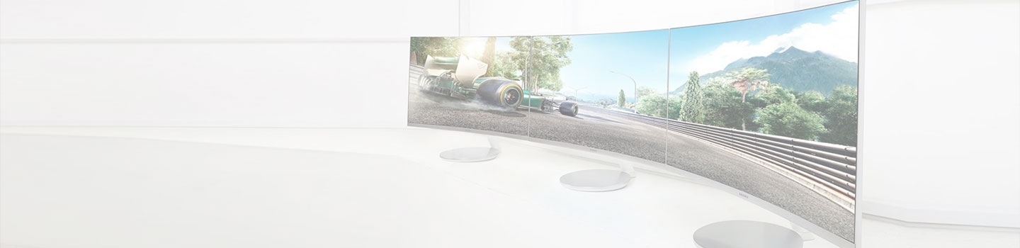 Samsung curved monitor drie schermen
