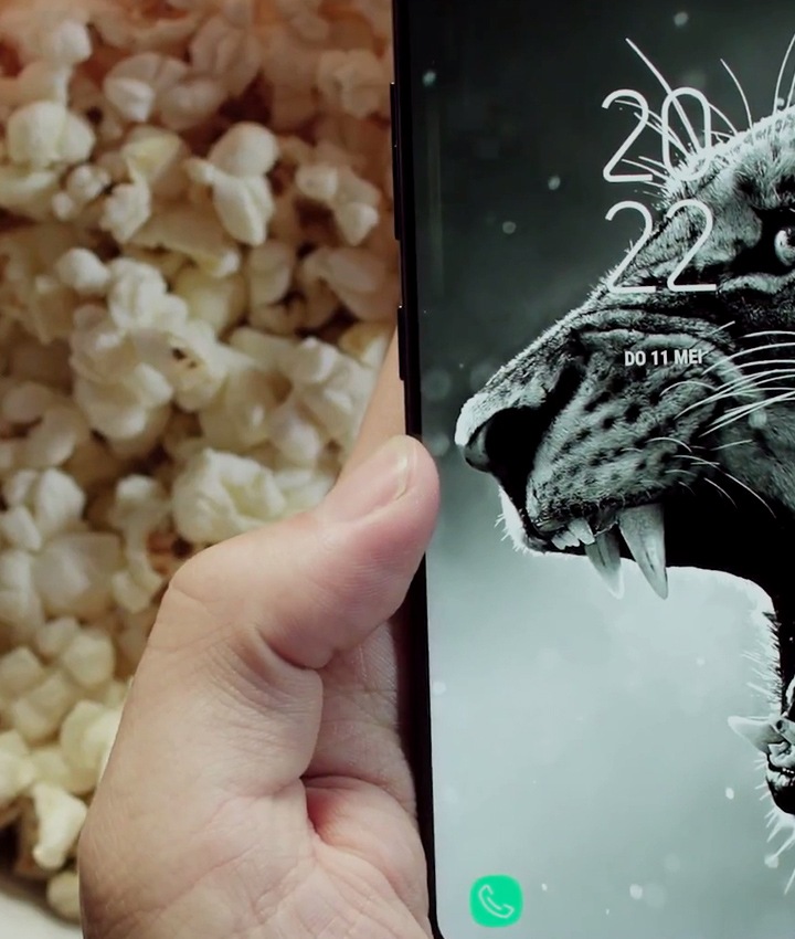 popcorn smartphone