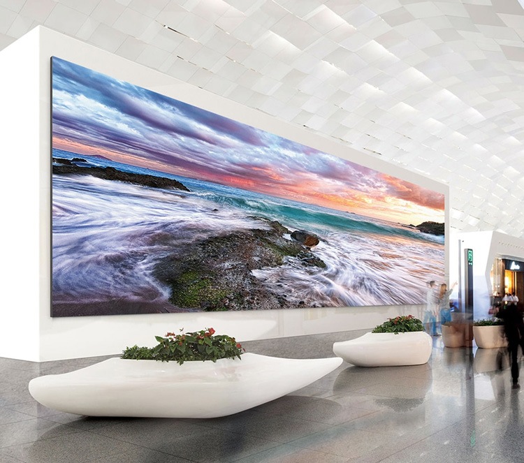 Samsung Indoor Displays tilbyder en enestående kombination af en billedkvalitet i top og intuitiv brug.