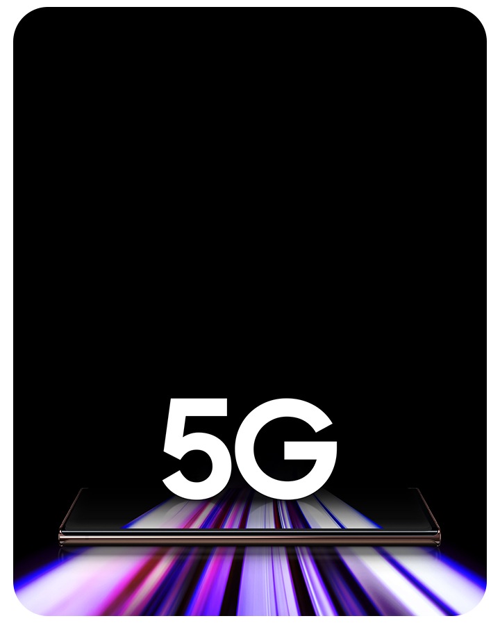 Galaxy Note20 Ultra i Mystic Bronze sett fra siden uten knapper. Tekst der det står 5G er på toppen av telefonen, og fargerike striper illustrerer den raske 5G-hastigheten.