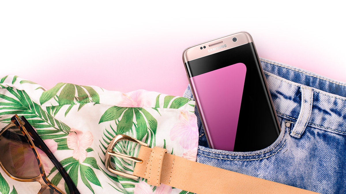Smartfon Samsung Galaxy S7 w obudowie w kolorze różowego złota Smartfon Samsung Galaxy S7 w obudowie w kolorze różowego złota