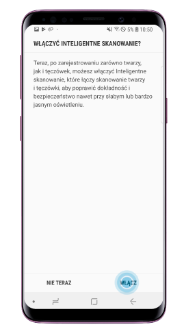 dotknij Włącz aby użyć twarzy i tęczówek do odblokowania ekranu