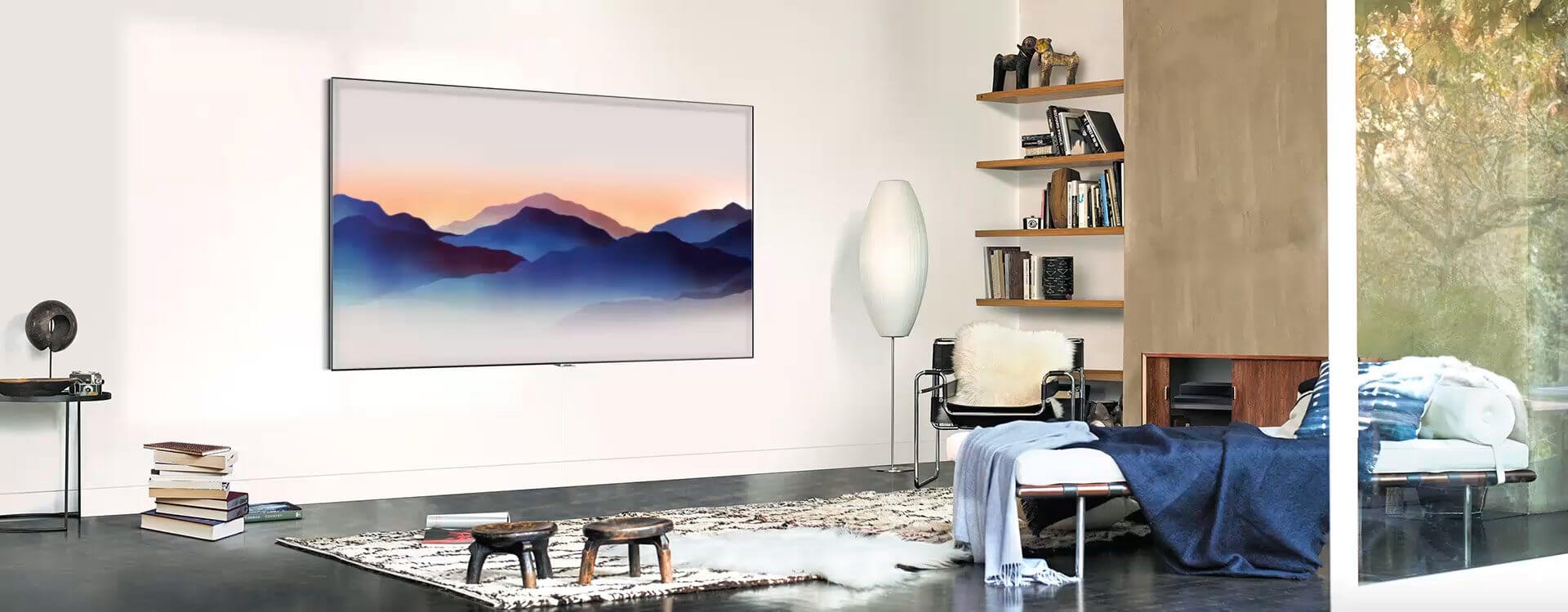 Nowoczesny design telewizora Samsung QLED TV 2018 ze spersonalizowanym wyświetlaniem