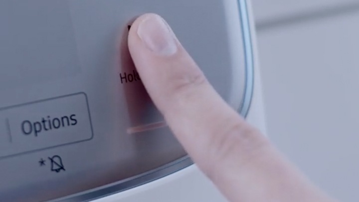 Sprawdź program pranie optymalne w pralkach Samsung. Urządzenie automatycznie dobierze ilość detergentu i inne parametry dla Twojej wygody i idealnie czystego prania