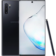 هاتف +Galaxy Note10 بلون أسود أورا من الأمام والخلف.