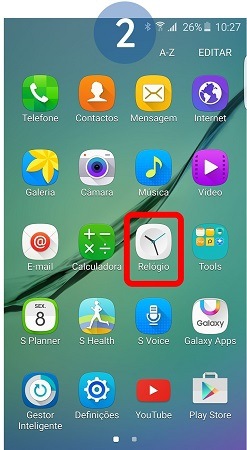 Selecione a aplicação Relógio
